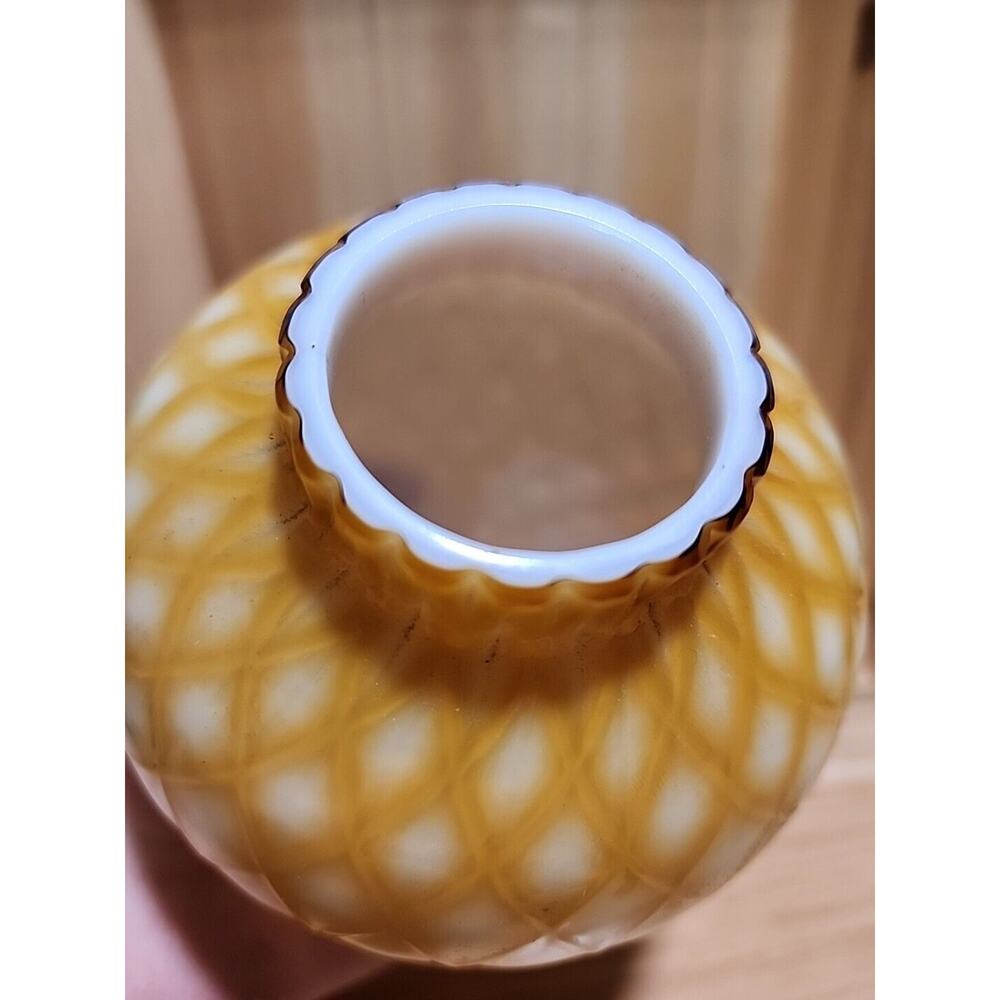 Antique Victorian Amber Cased Milk Glass Honeycomb Quilted Optic Vase 6" - Picture 15 of 16